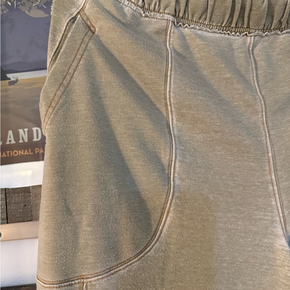 Free People tan lounge Pants - Picture 4 of 12